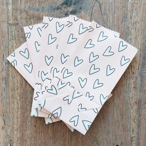 Blokzak roze hartjes (5 stuks 9x15X16 cm)